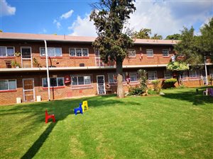 3 Bed Apartment in Meyerspark