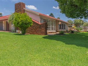 3 Bed House in Glenanda