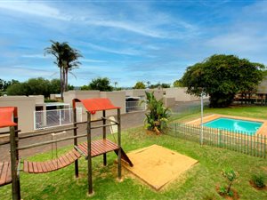3 Bed Townhouse in Strubens Valley