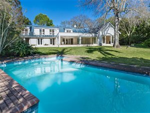 4 Bed House in Constantia Upper