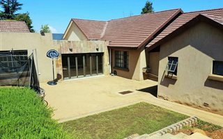 4 Bedroom House in Glenvista