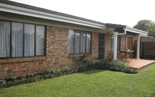 3 Bedroom Simplex in Waterfall