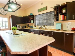 3 Bed House in Wilgenhof