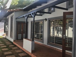 3 Bed Duet in Lynnwood Glen