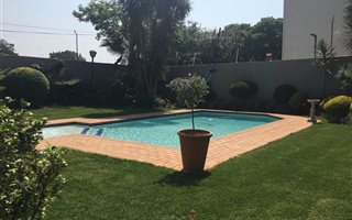2 Bedroom Apartment in Elton Hill