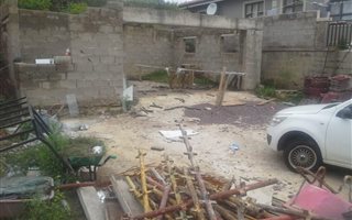 300 m² Land available in Lovu