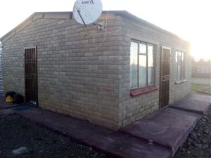 2 Bed House in Botshabelo