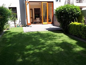 1 Bed Apartment in Oaklands