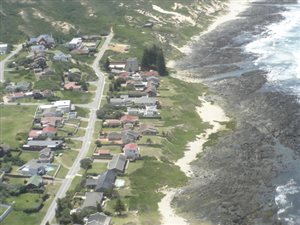 1580 m² Land available in Kini Bay