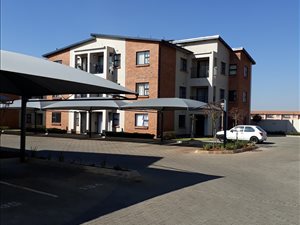 2 Bed Apartment in Ravenswood