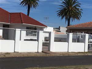 3 Bed House in Lansdowne