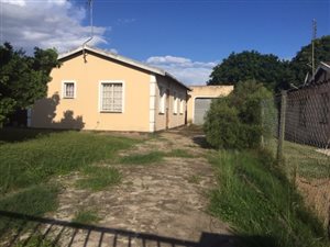 2 Bed House in Aquadene