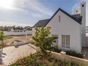 3 Bed House in Koelenhof