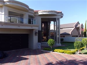 4 Bed House in Mooikloof Gardens