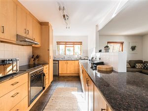 3 Bed House in Paradyskloof