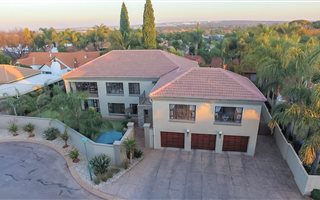 4 Bedroom House in Eldoraigne