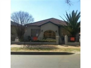 3 Bed House in Kenilworth