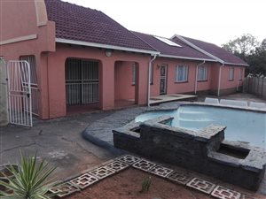4 Bed House in Delmore Park