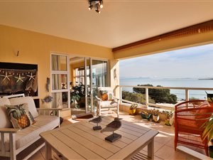 3 Bed Apartment in Gordons Bay Central