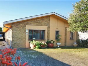 4 Bed House in Bellville Central