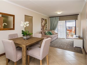 2 Bed House in Olympus AH