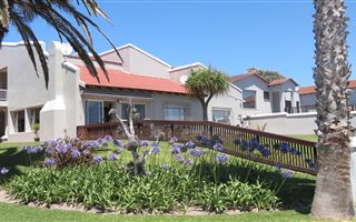 5 Bedroom House in St Francis Bay