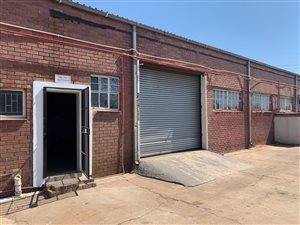 215 m² Industrial space in Rosslyn