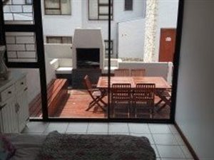 4 Bed Apartment in Signal Hill