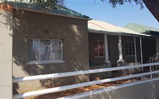 3 Bedroom House in De Beers
