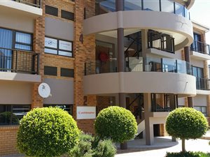 106 m² Office Space in Diaz Beach