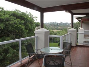 3 Bed Apartment in Shelly Beach