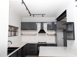 2 Bed Apartment in Atholl