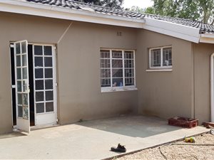 4 Bed House in Rensburg
