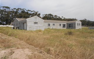 6 Bedroom House in Darling