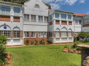 2 Bed Apartment in Riviera