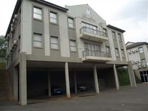 545 m² Office Space in Sunningdale