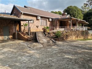 5 Bed House in Boughton