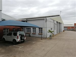 1410 m² Industrial space in Pinetown Central