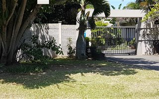 1 Bedroom Garden Cottage in Illovo Glen