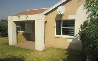 3 Bedroom Townhouse in Rembrandt Park
