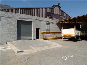 555 m² Commercial space in Vereeniging Central