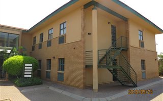 230 m² Office Space in Highveld