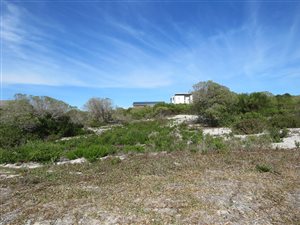 600 m² Land available in Struisbaai