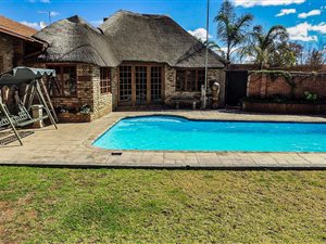 4 Bed House in Royldene