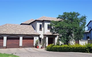 5 Bedroom House in The Wilds
