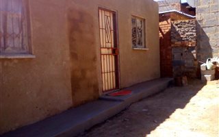 2 Bedroom House in Tembisa