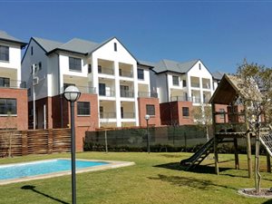3 Bedroom Apartment in Greenstone Crest