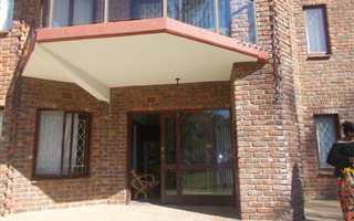 2 Bedroom Apartment in Uvongo