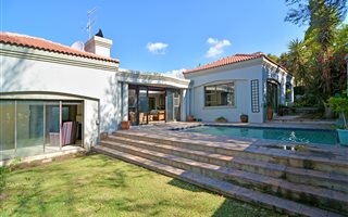 4 Bedroom House in Dainfern Golf Estate