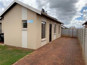 3 Bed House in Sky City